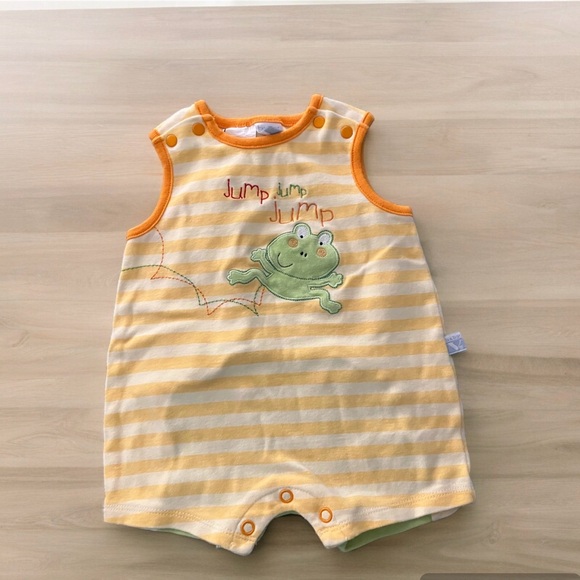 3/$22 Baby Gap & Baby V Diaper Shirt Set of 2 Jump Frog Striped Short Sleeve - Picture 5 of 7
